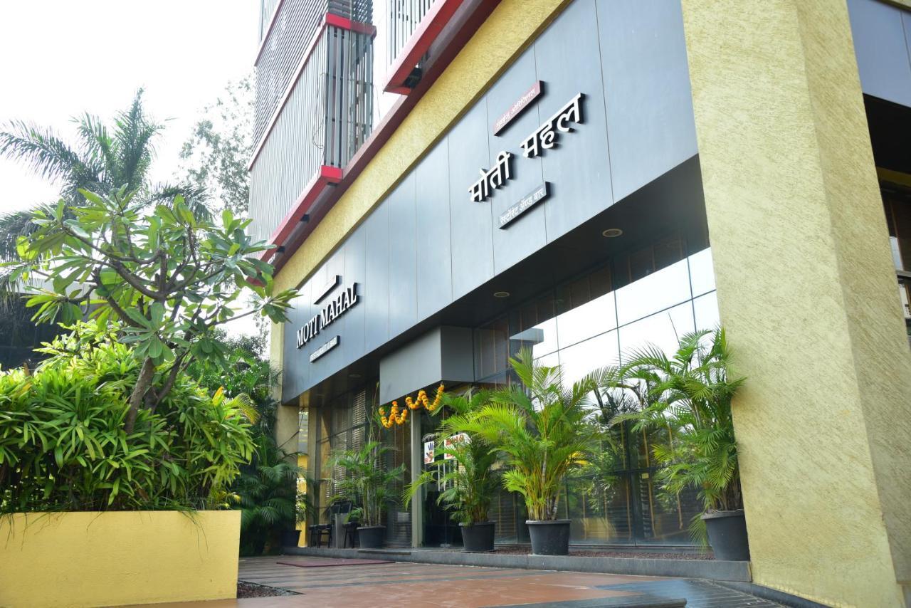 Hi 5 Hotel & Experience Nashik Eksteriør billede